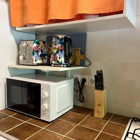 Picon Con Jardin Y Piscina Privada
